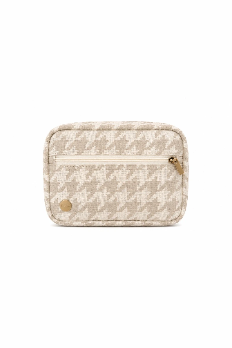 Mubi Sand Bag Hover